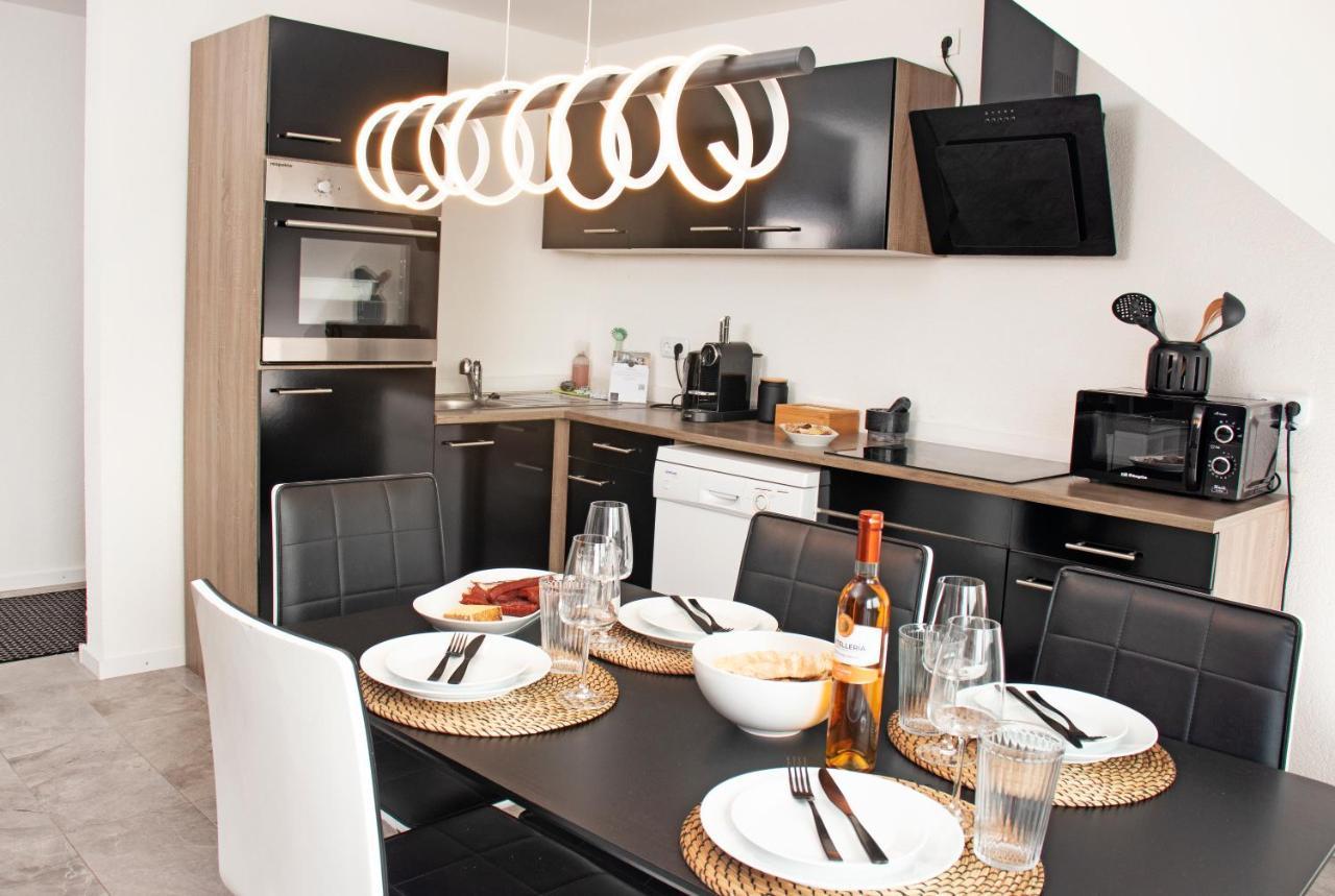 Modernes 80 Qm Apartment Mit Balkon Und Innenstadtnah לוראך מראה חיצוני תמונה
